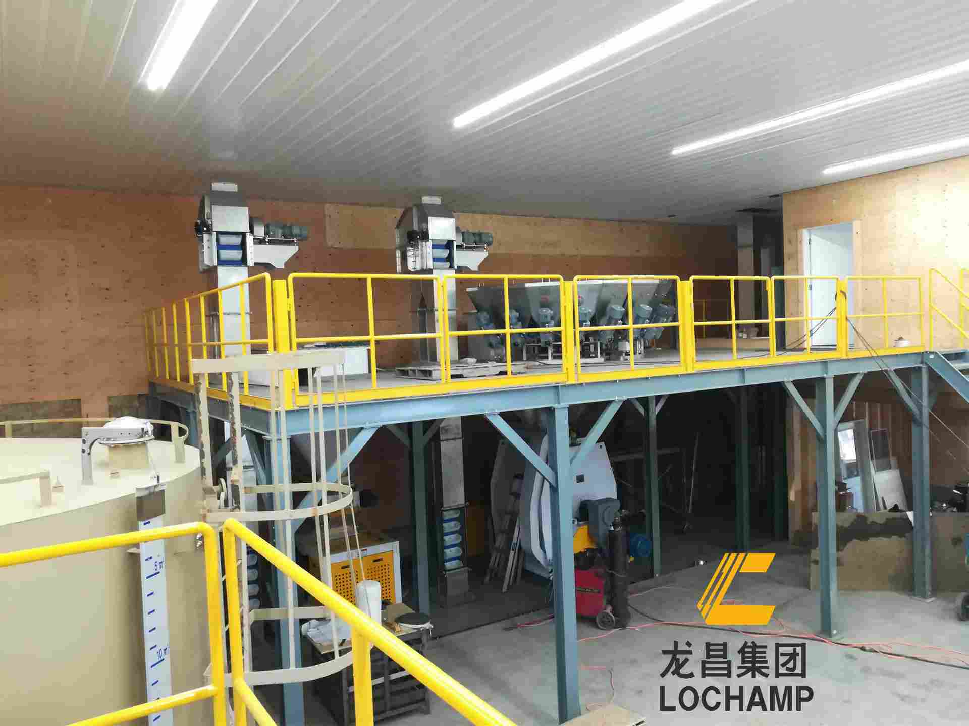 加拿大时产10吨肉鸡粉料生产线