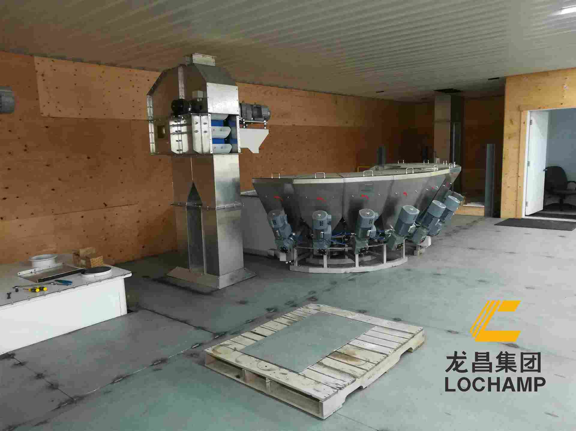 加拿大时产10吨肉鸡粉料生产线